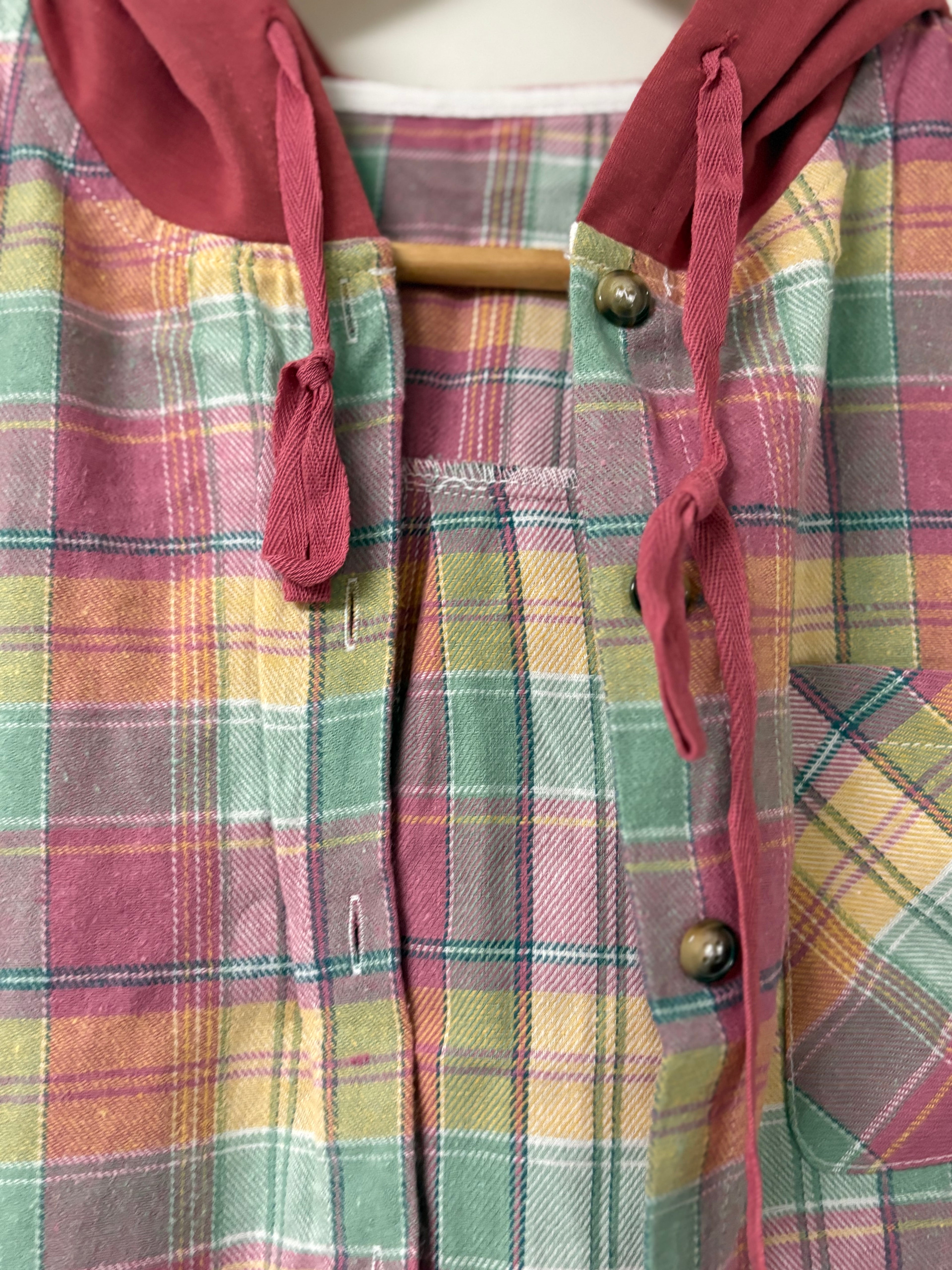 Women’s Pink Flannel | Size Large