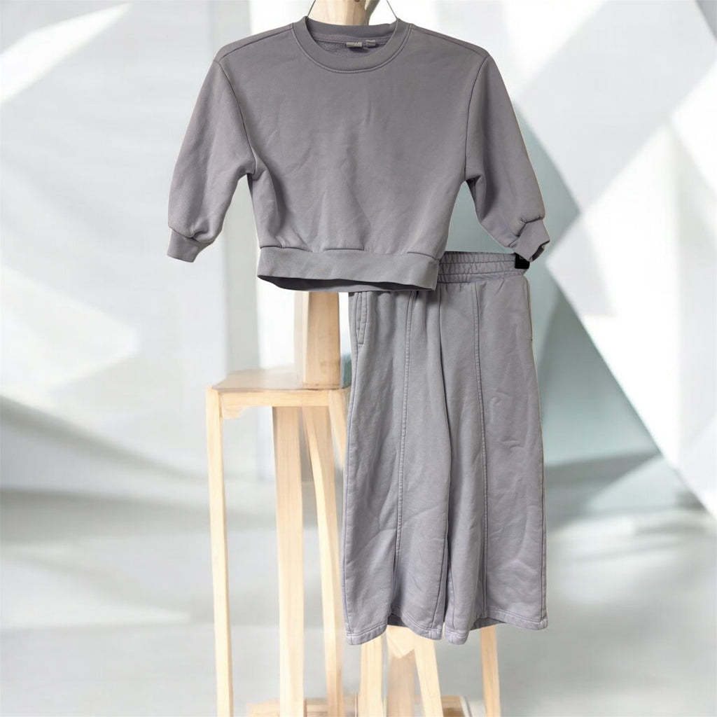 Girls Purple Wide-Leg Joggers | Size
4/5 | GAP Kids 😍🥰