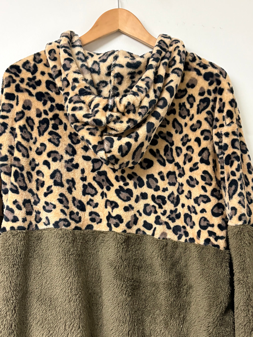 Olive my Leopard Print Fleece 😍