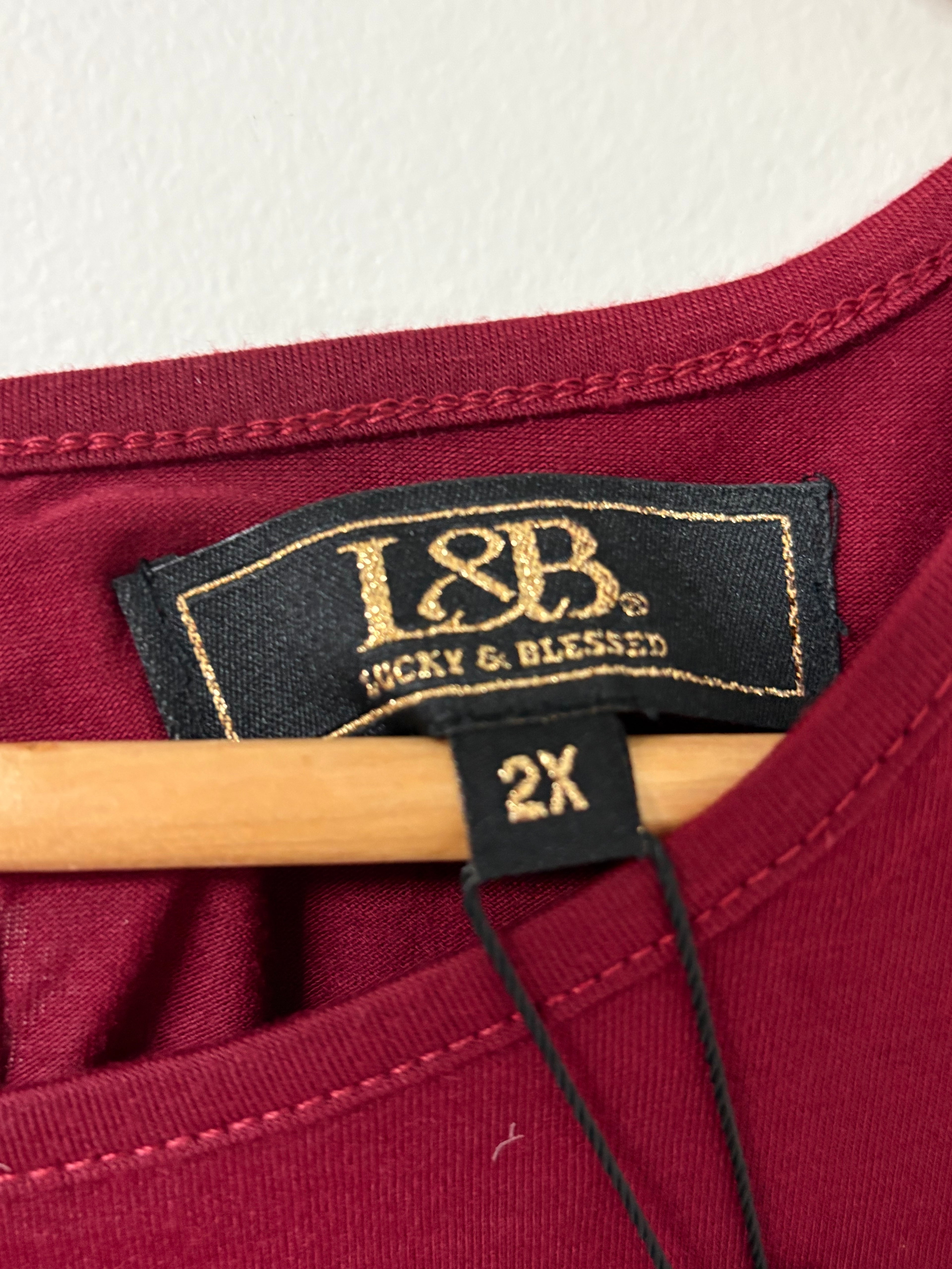 Maroon or Mint Sleeveless Fringe Top 😍