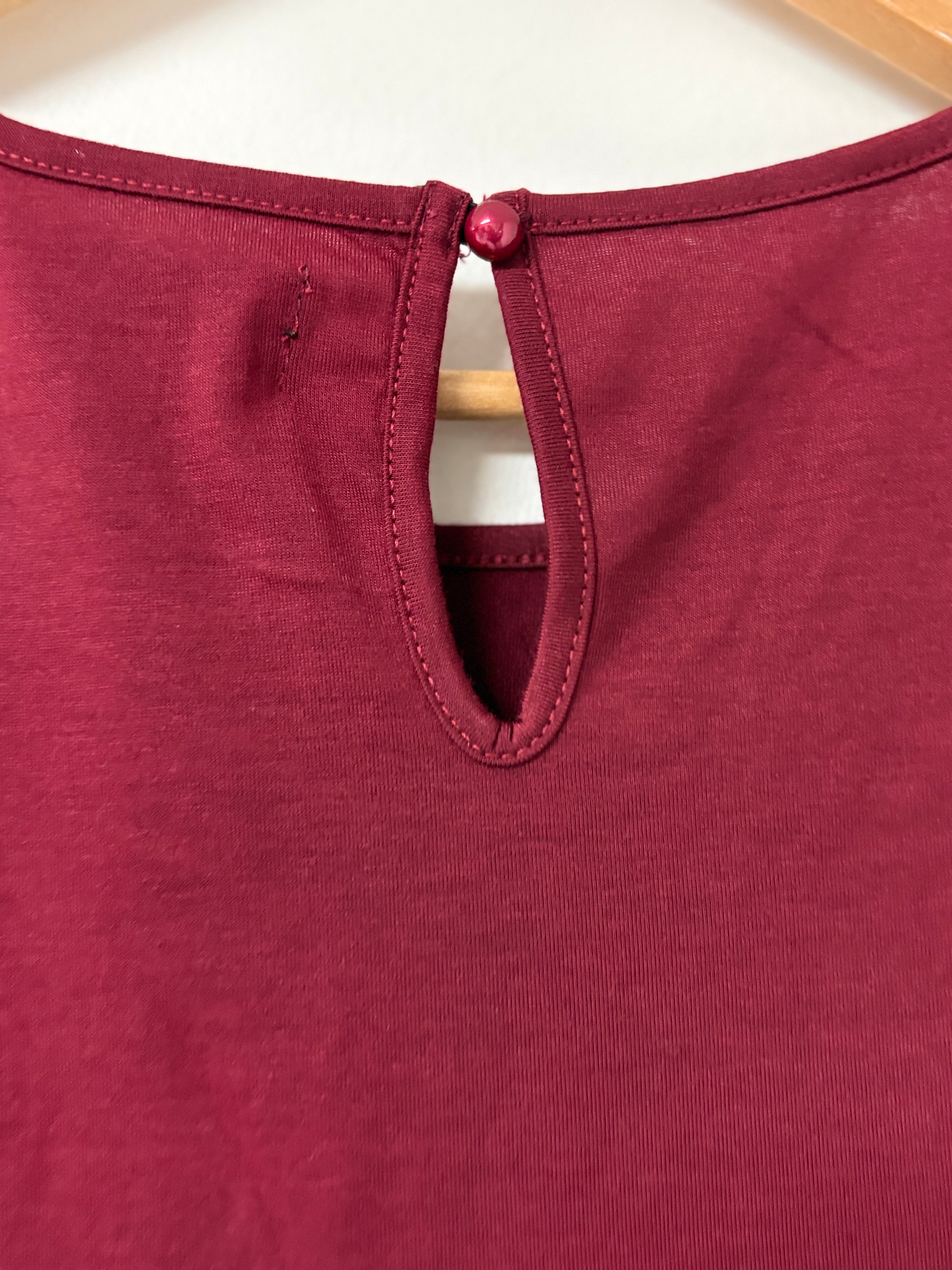 Maroon or Mint Sleeveless Fringe Top 😍