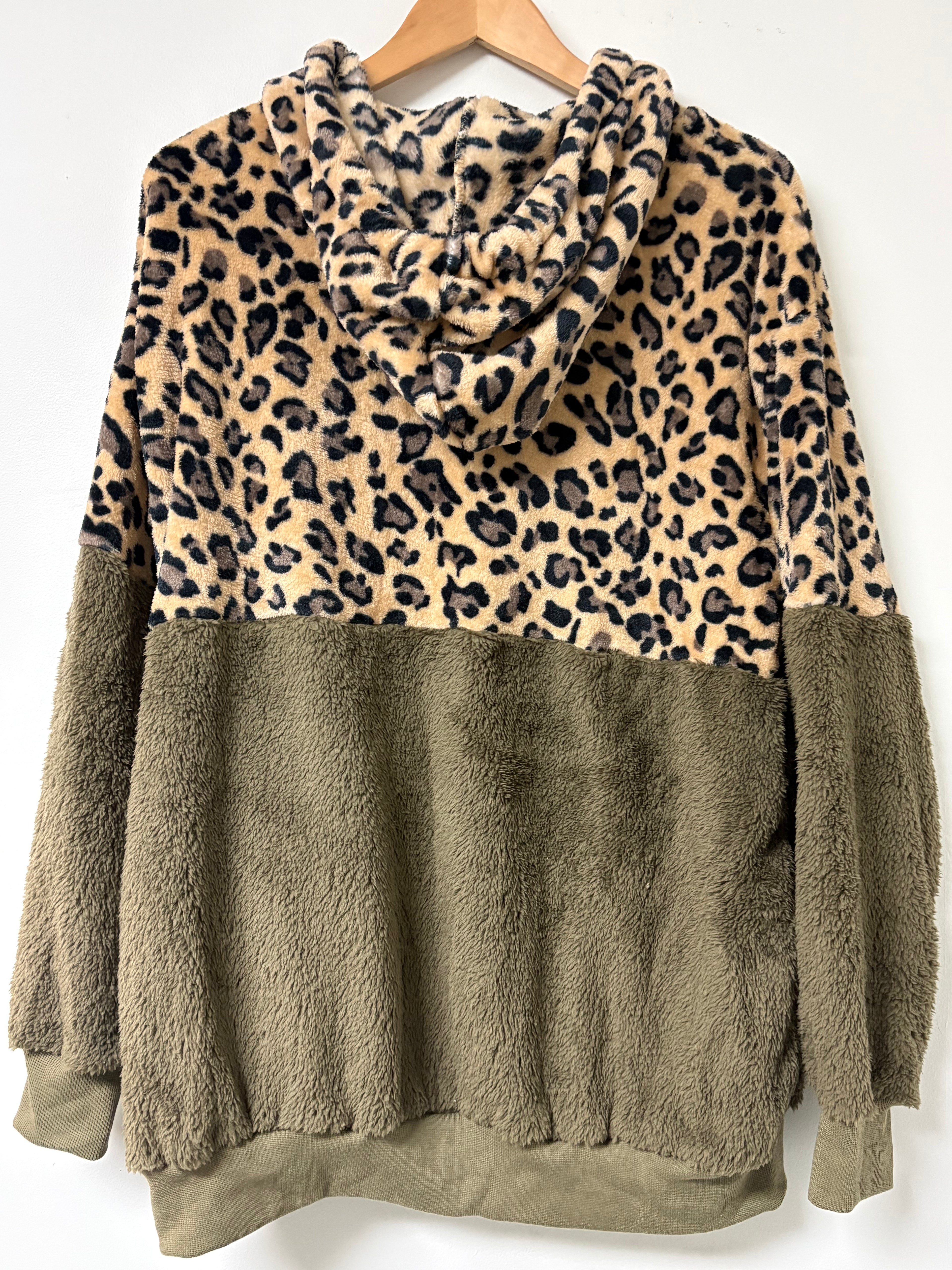 Women’s Olive Fleece with Leopard Print Accents | Let the Leopard 🐆 Roar This Winter! | Size XL